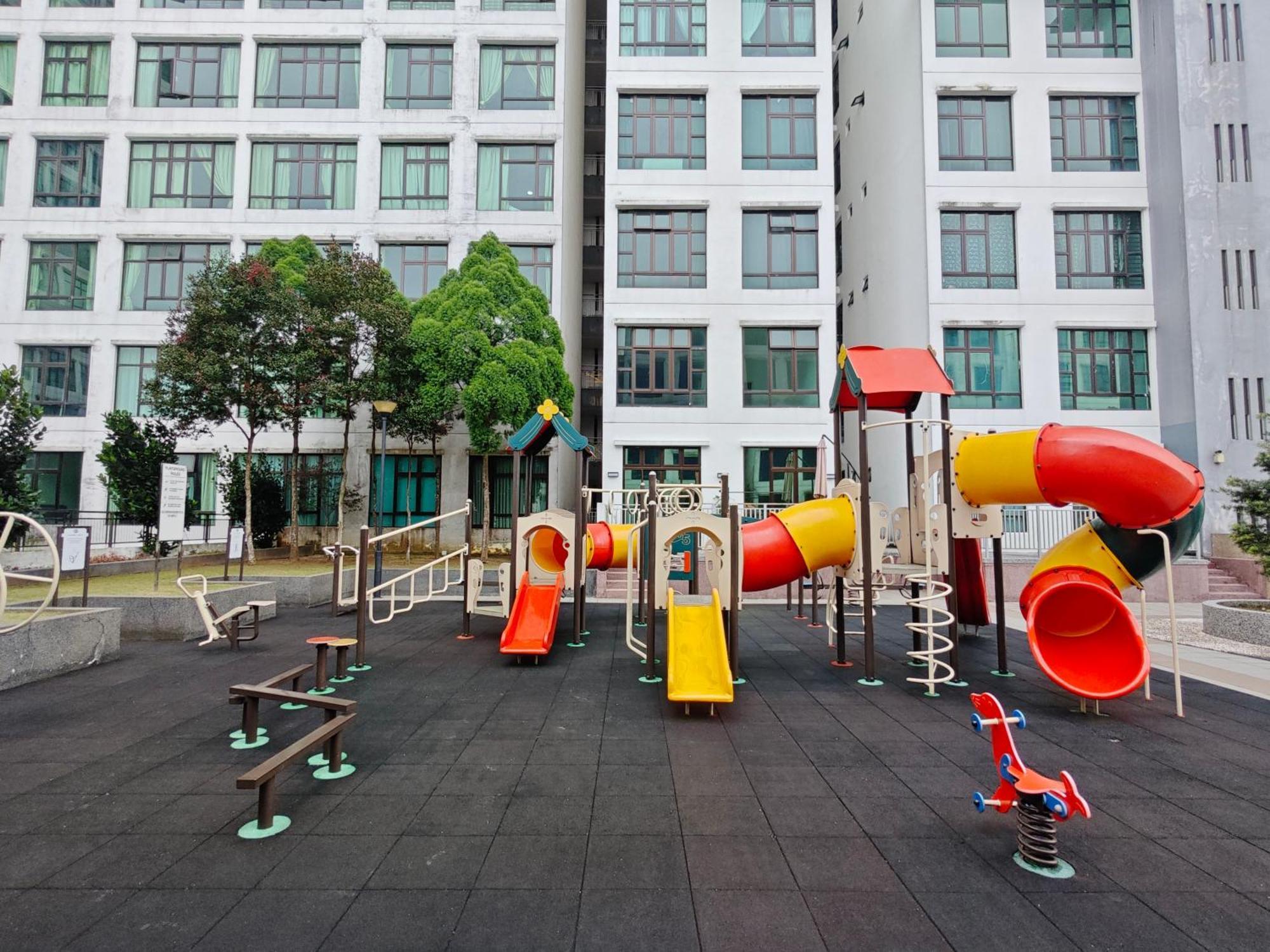 Kempas Dsummit Residences By Antlerzone * Johor Bahru