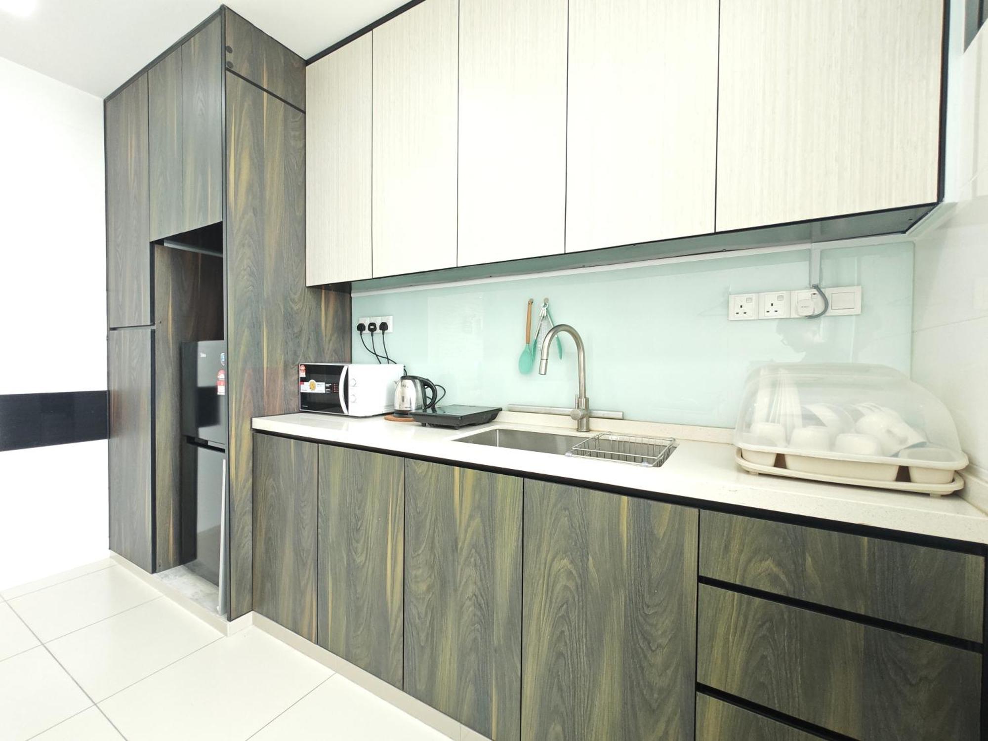 Kempas Dsummit Residences By Antlerzone