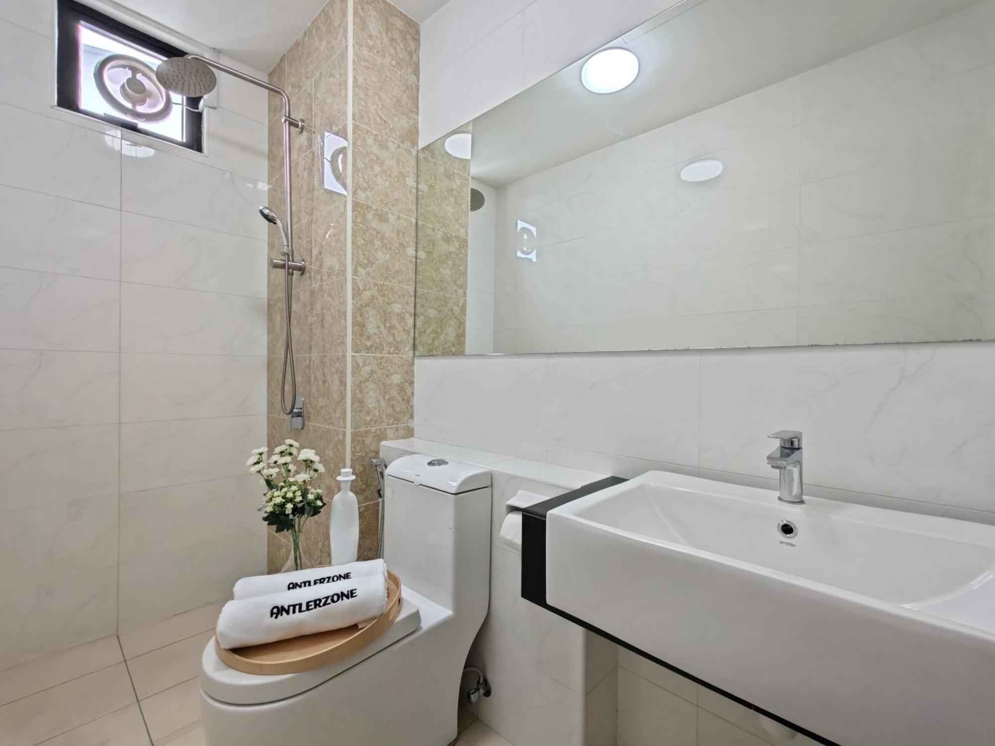 Kempas Dsummit Residences By Antlerzone Apartment