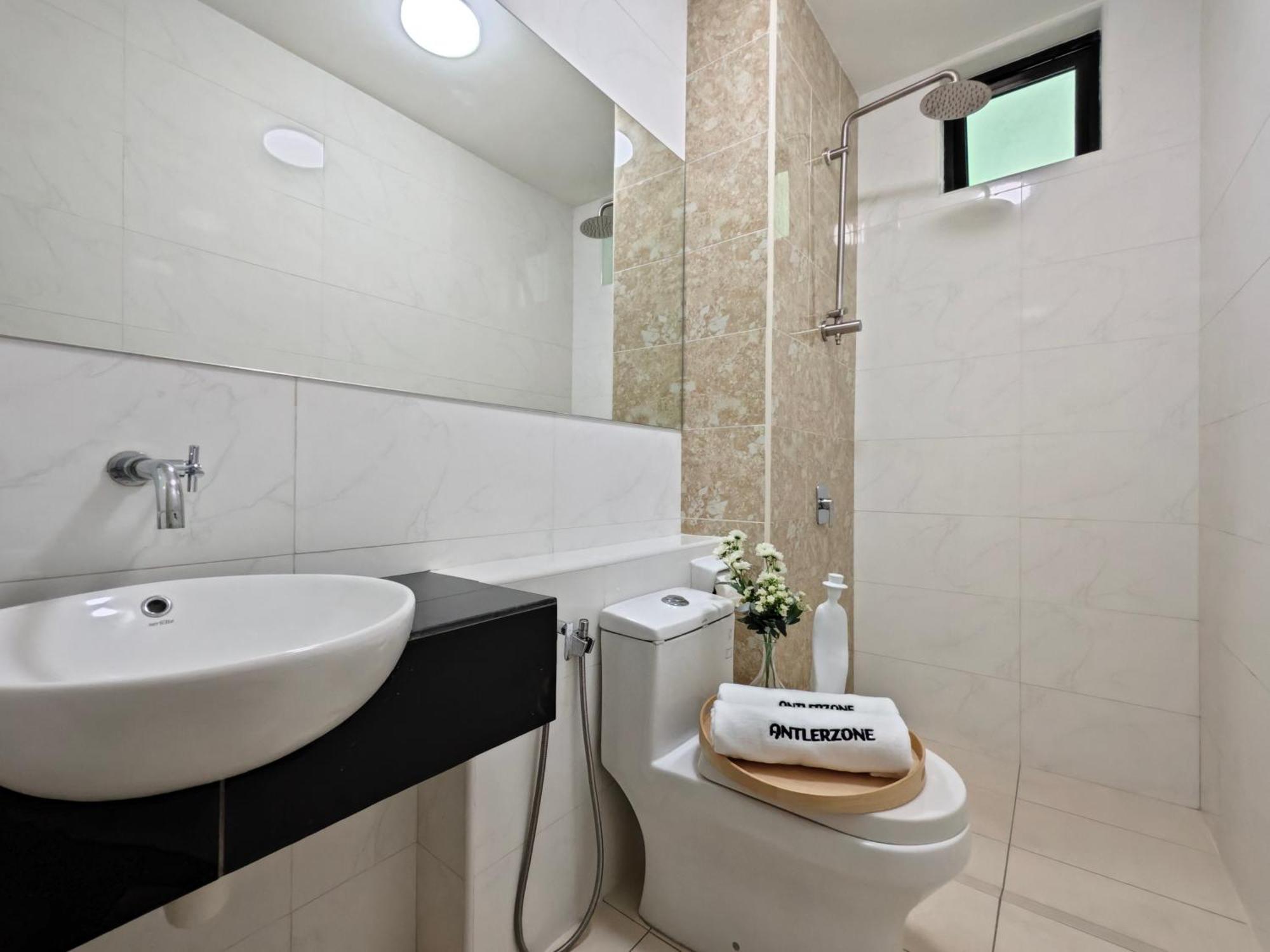 Kempas Dsummit Residences By Antlerzone Apartment *