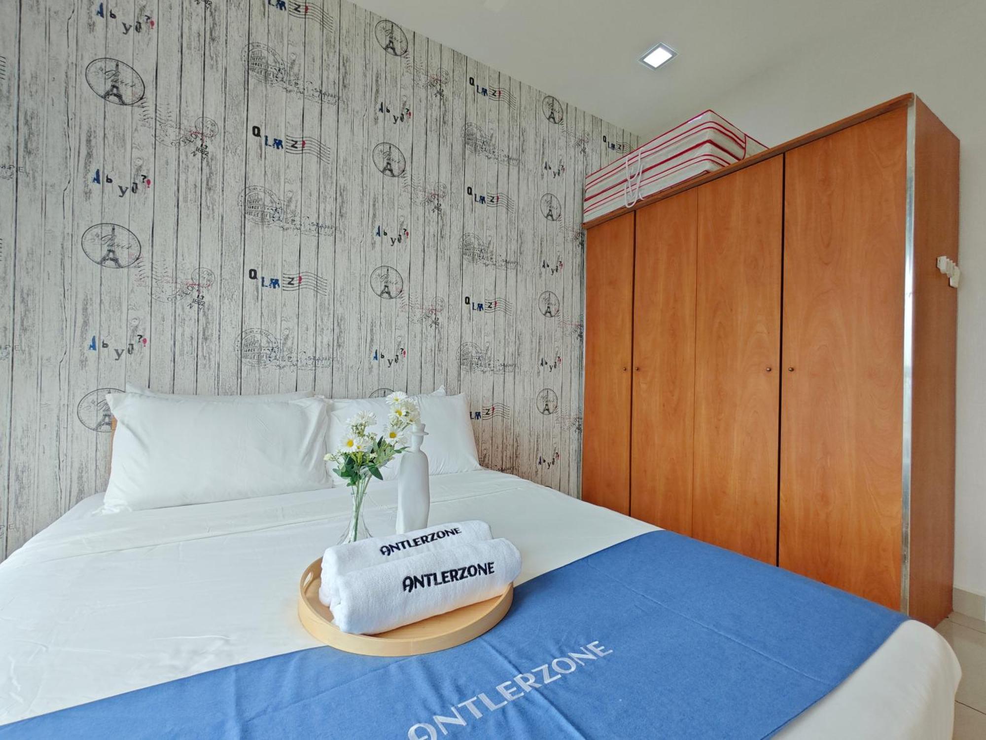 Apartment Kempas Dsummit Residences By Antlerzone