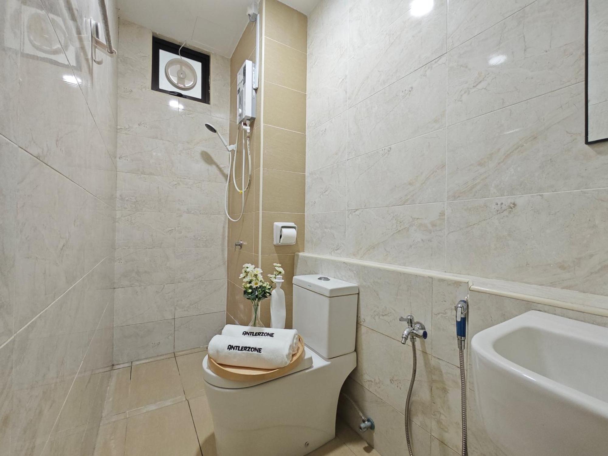 Apartment Kempas Dsummit Residences By Antlerzone