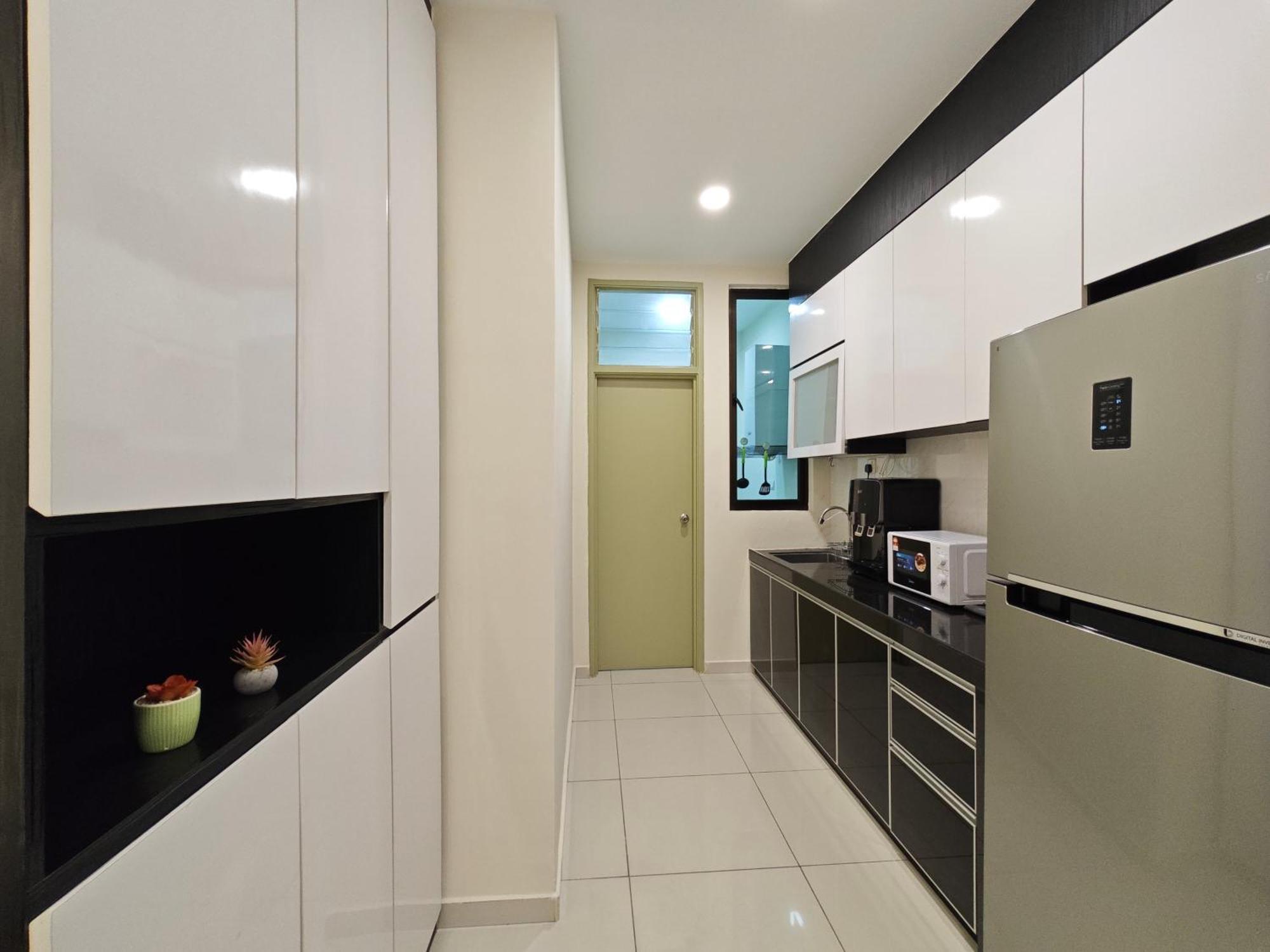 Kempas Dsummit Residences By Antlerzone Johor Bahru