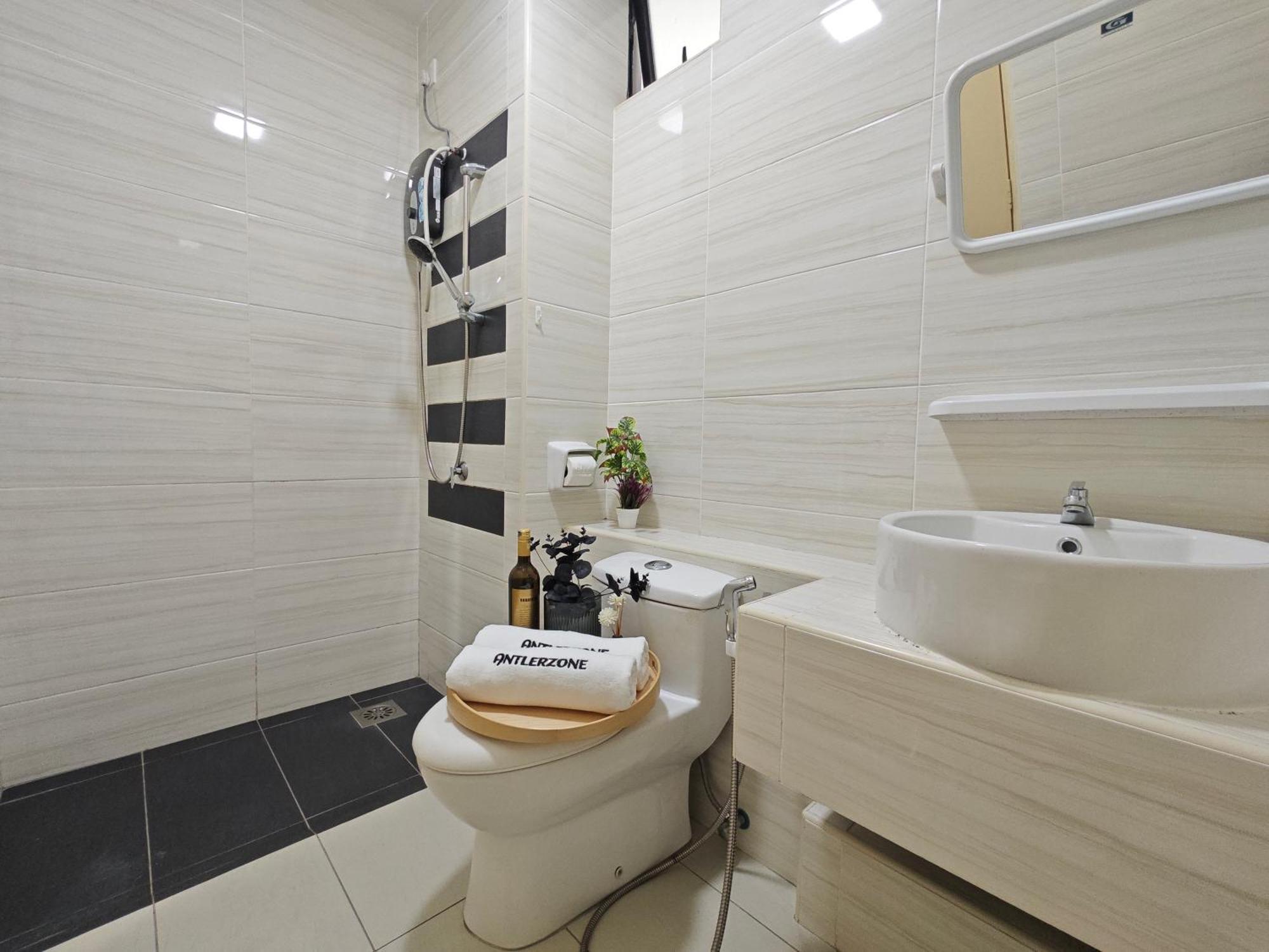 Kempas Dsummit Residences By Antlerzone Johor Bahru