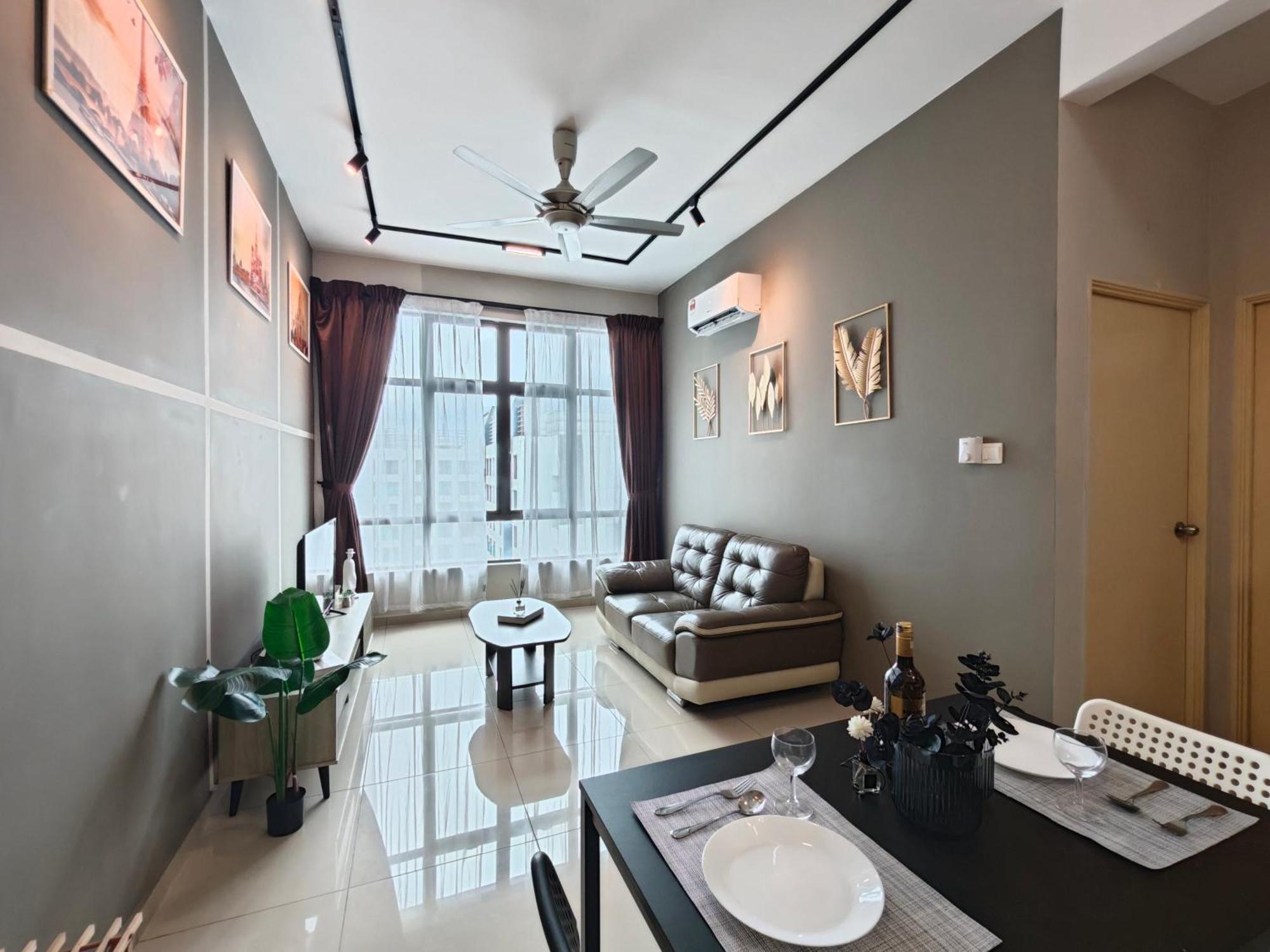 Kempas Dsummit Residences By Antlerzone * Johor Bahru