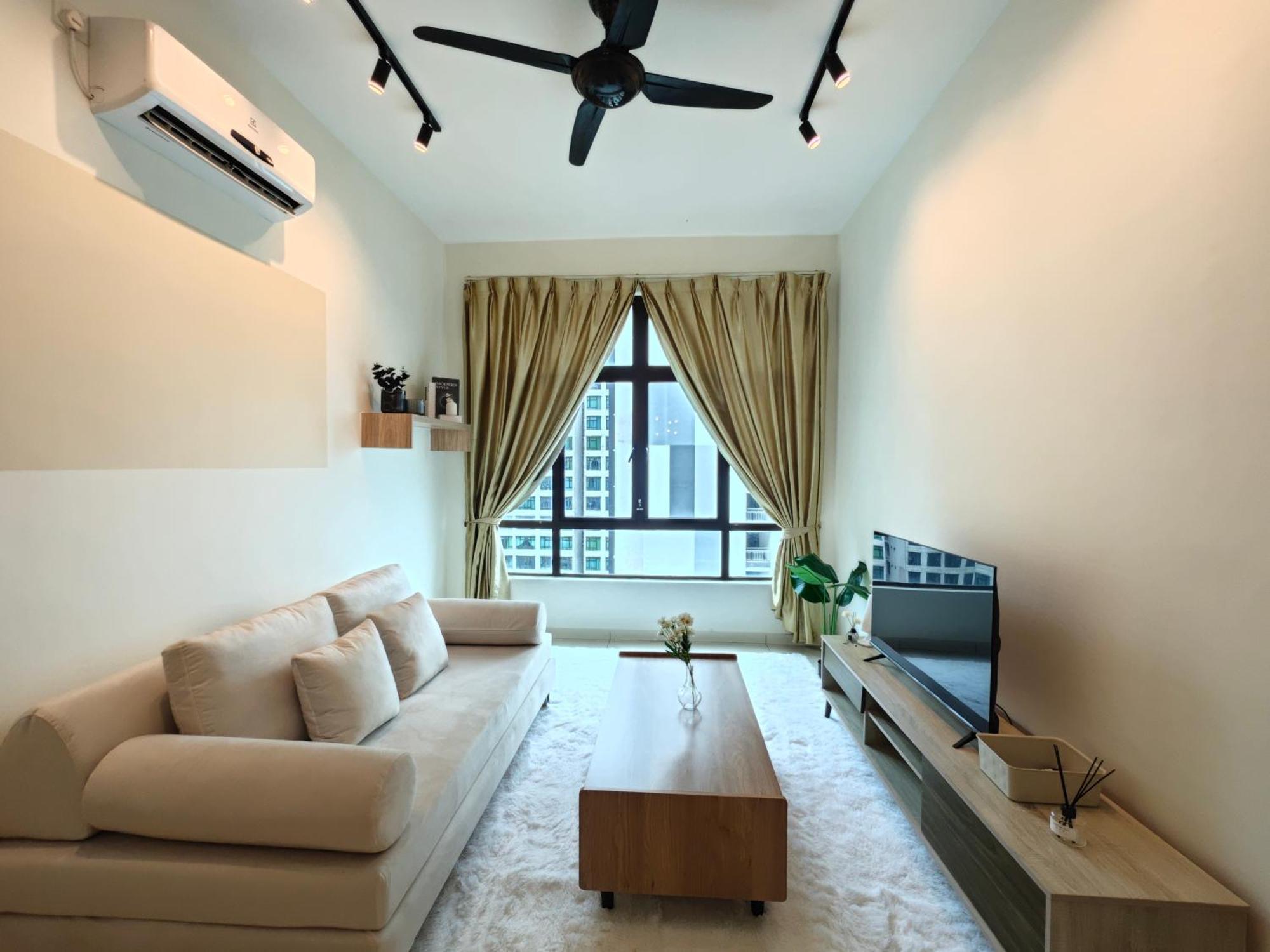 Kempas Dsummit Residences By Antlerzone Apartment