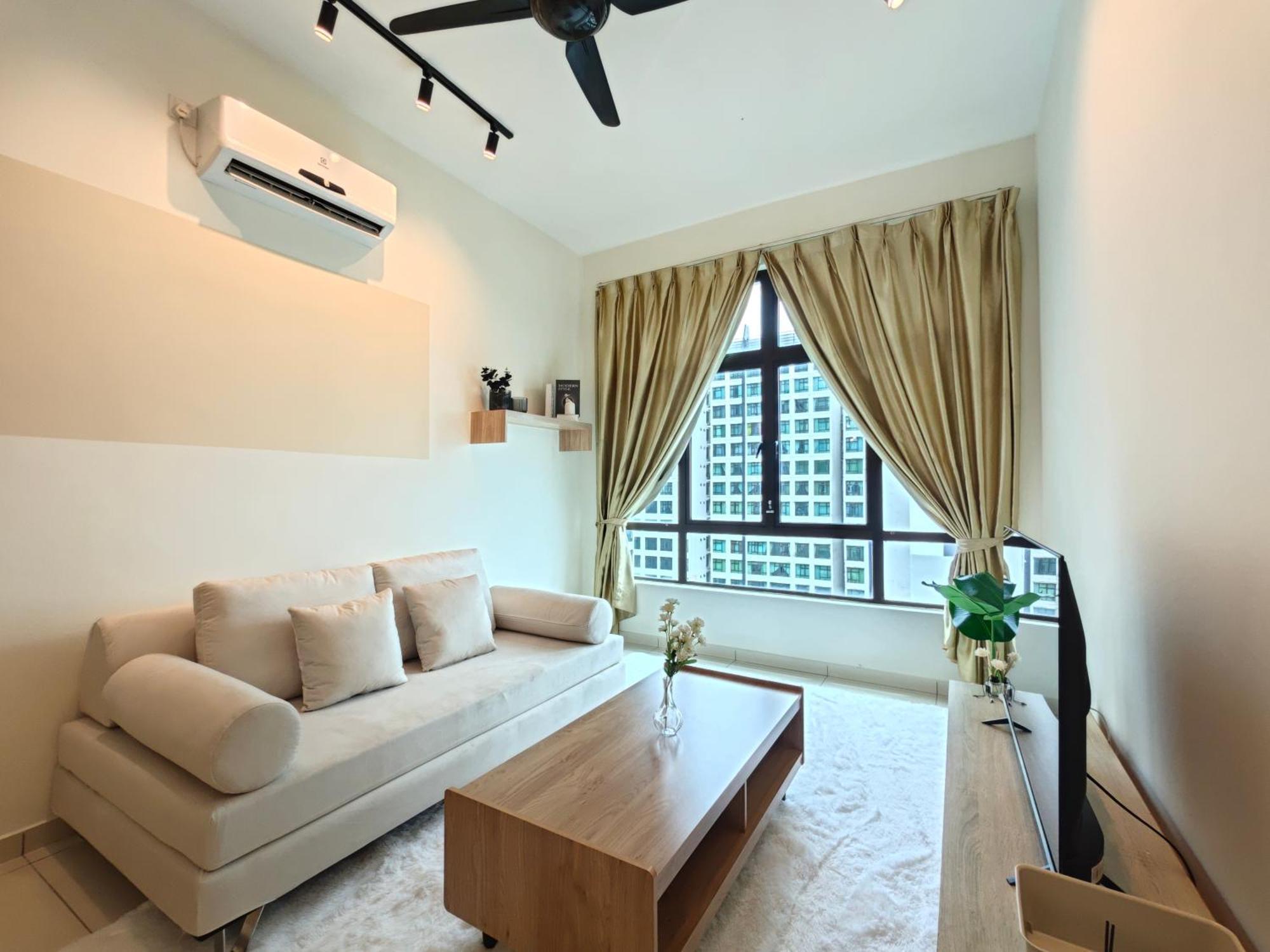 Kempas Dsummit Residences By Antlerzone *